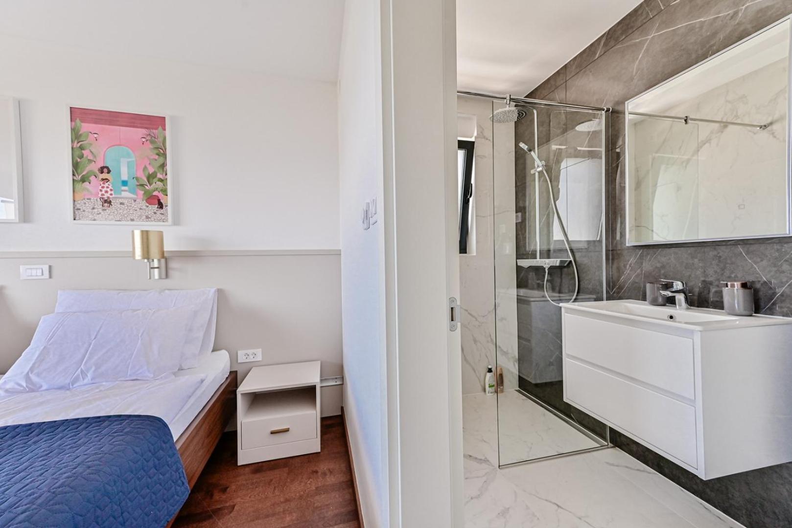 Apartments Sea & Stone Малинска Экстерьер фото